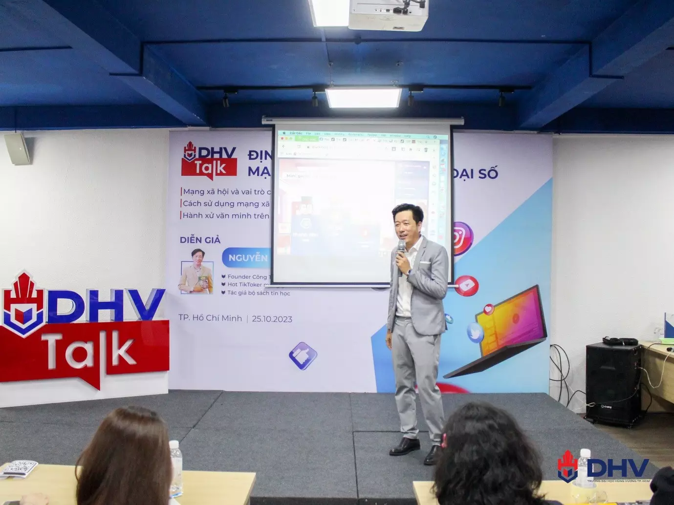 DHV - Trường Đại Học Hùng Vương TPHCM