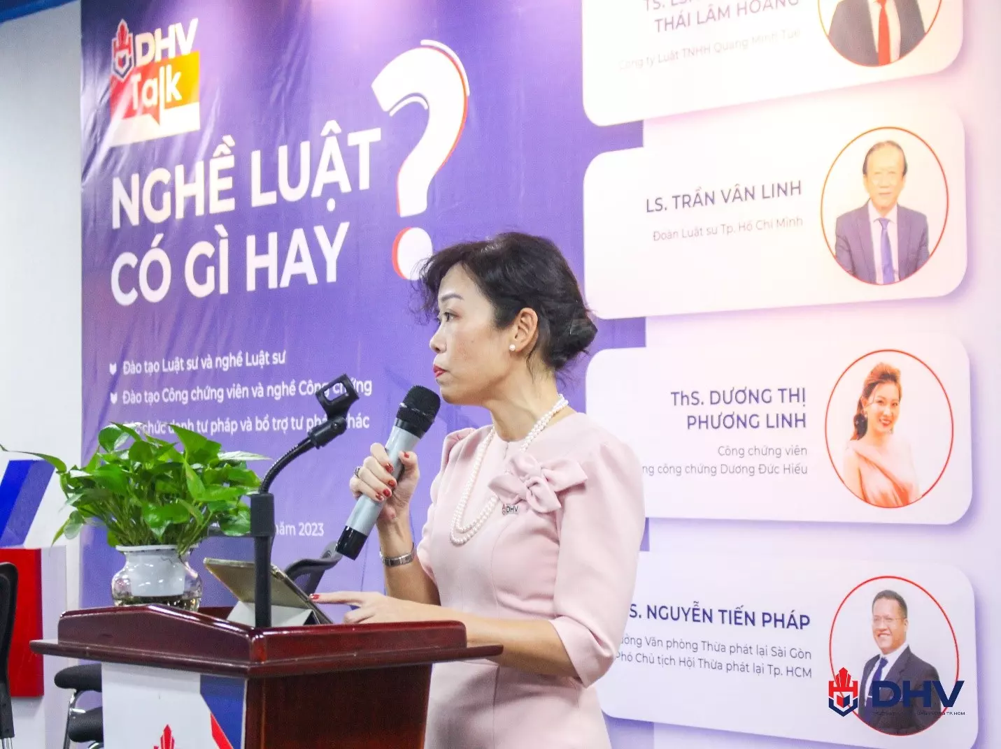 DHV - Trường Đại Học Hùng Vương TPHCM