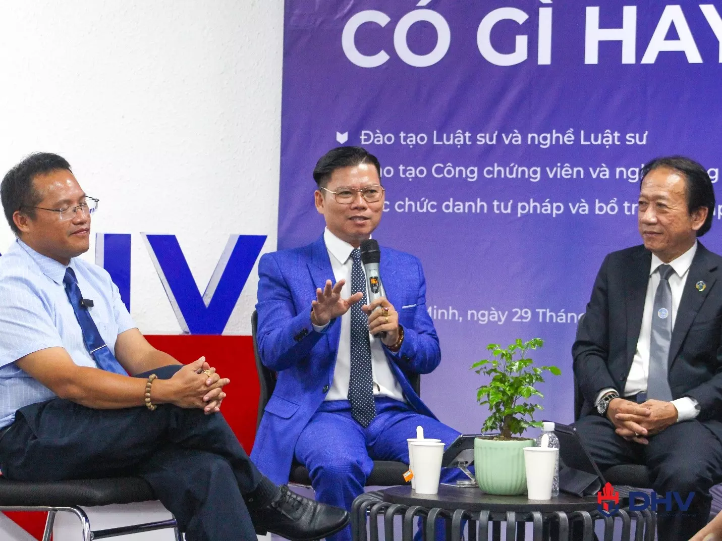 DHV - Trường Đại Học Hùng Vương TPHCM