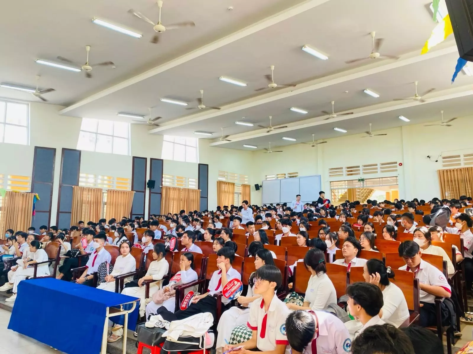 DHV - Trường Đại Học Hùng Vương TPHCM