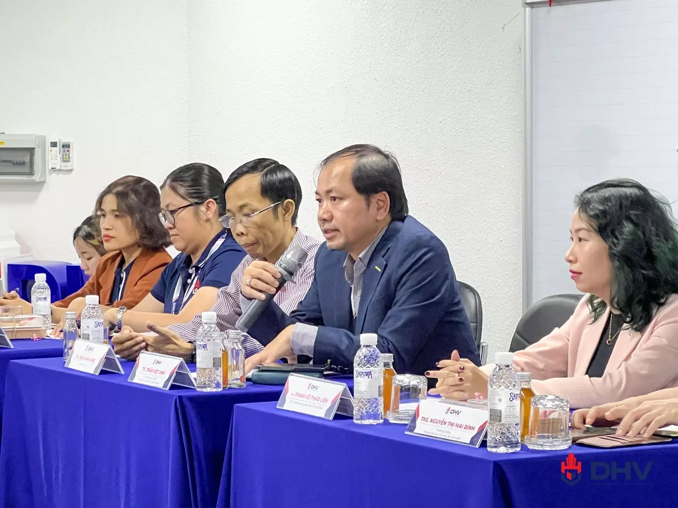 DHV - Trường Đại Học Hùng Vương TPHCM