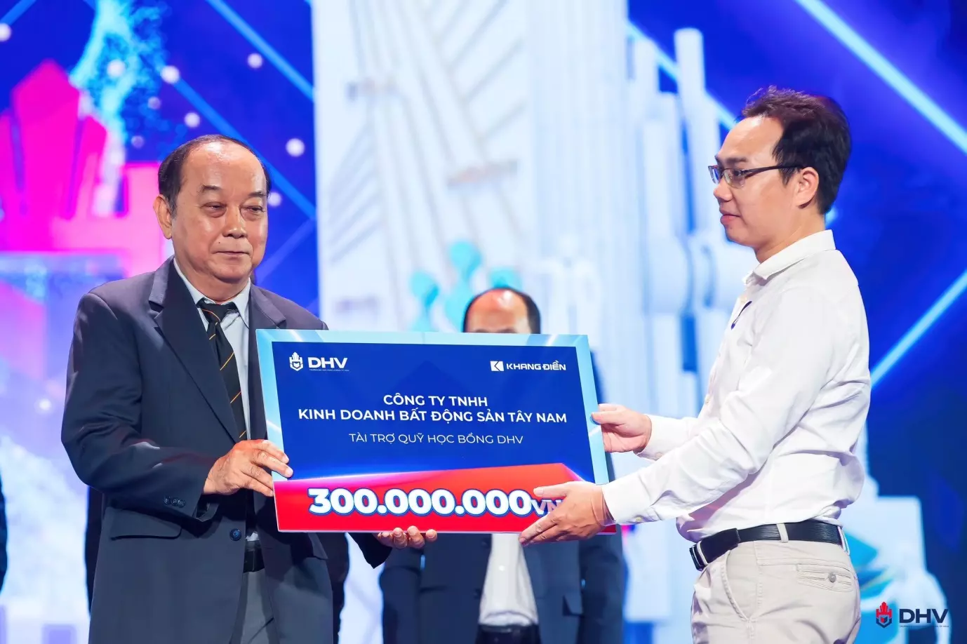 DHV - Trường Đại Học Hùng Vương TPHCM