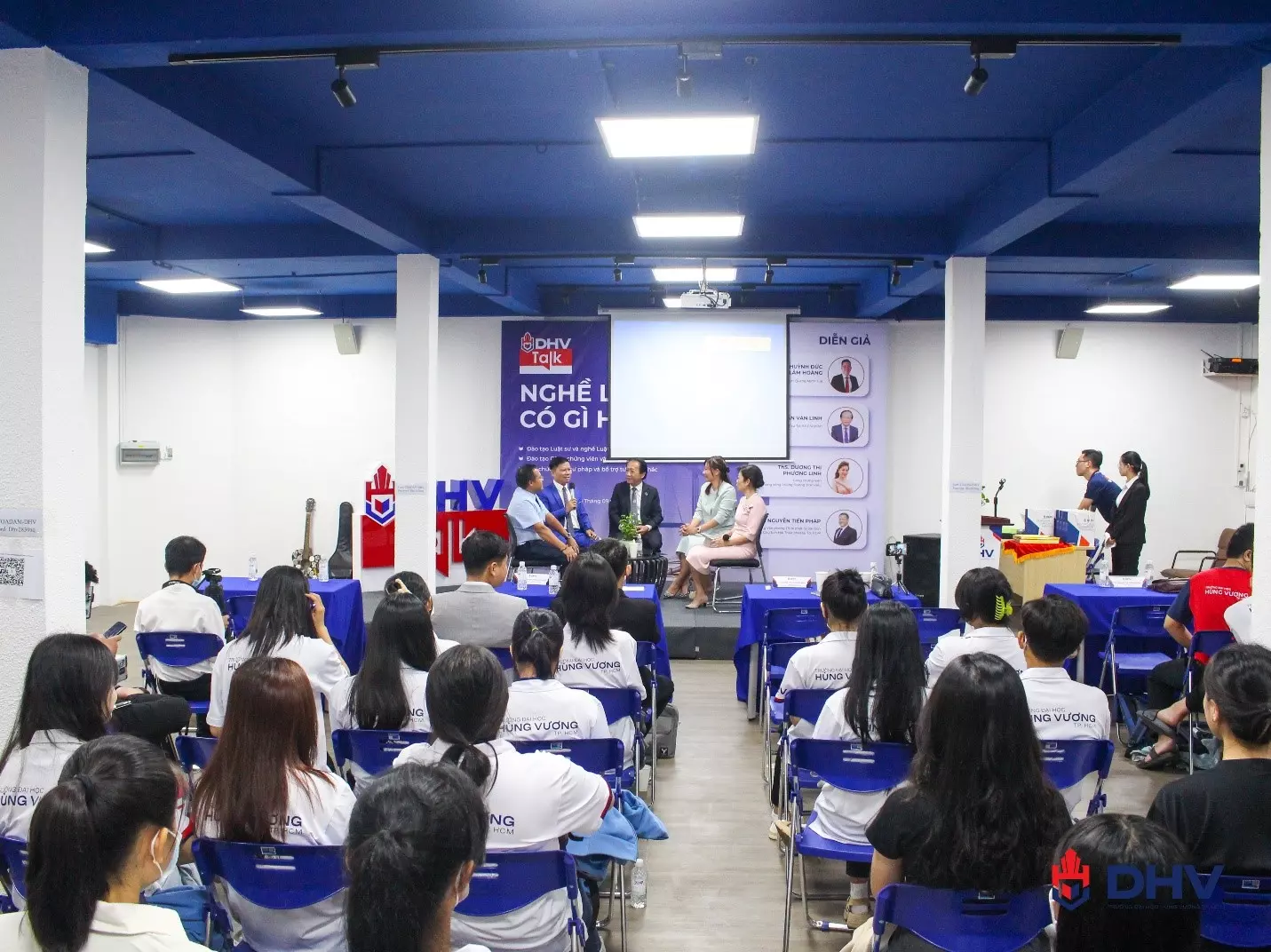DHV - Trường Đại Học Hùng Vương TPHCM