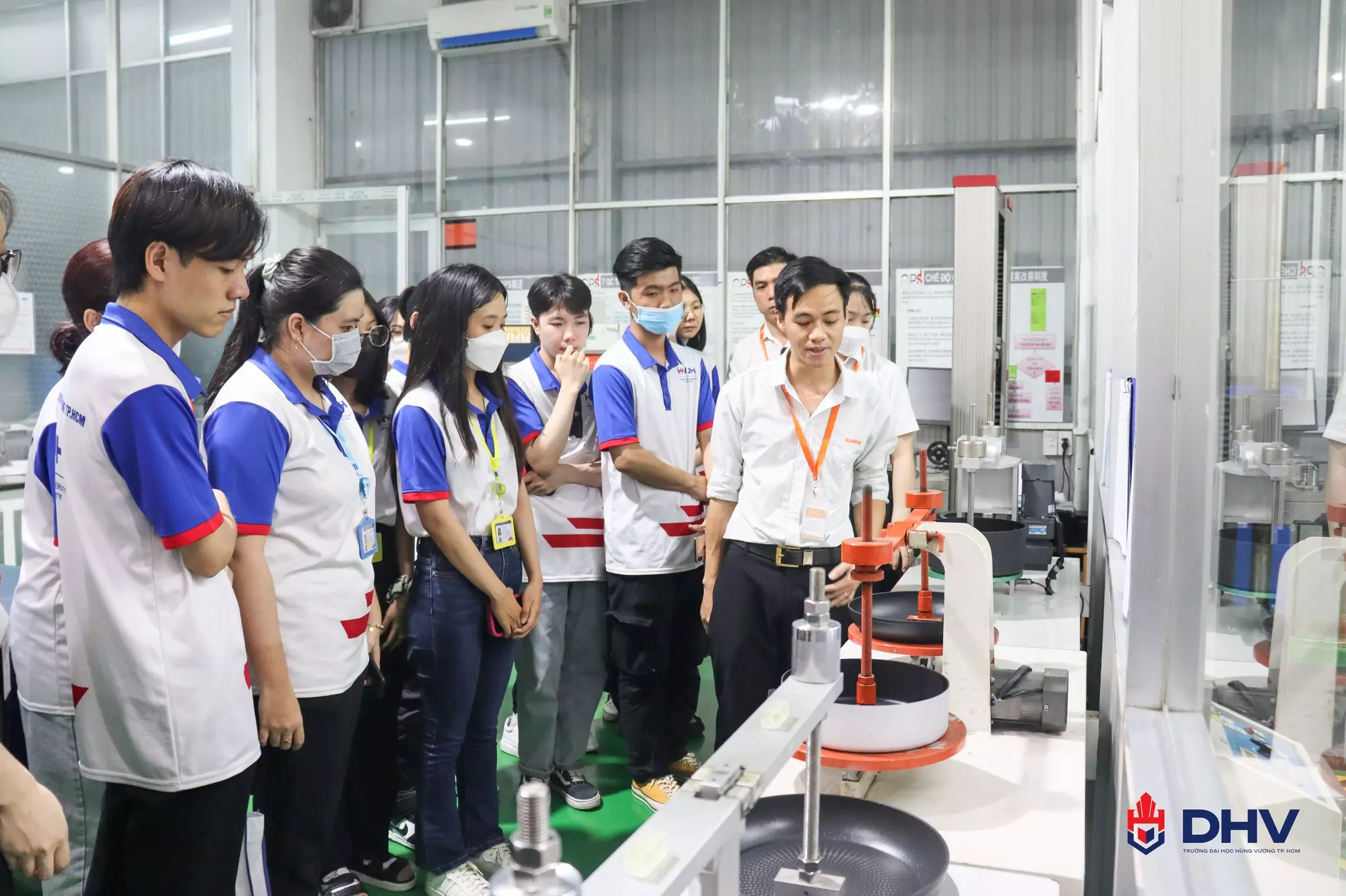 DHV - Trường Đại Học Hùng Vương TPHCM