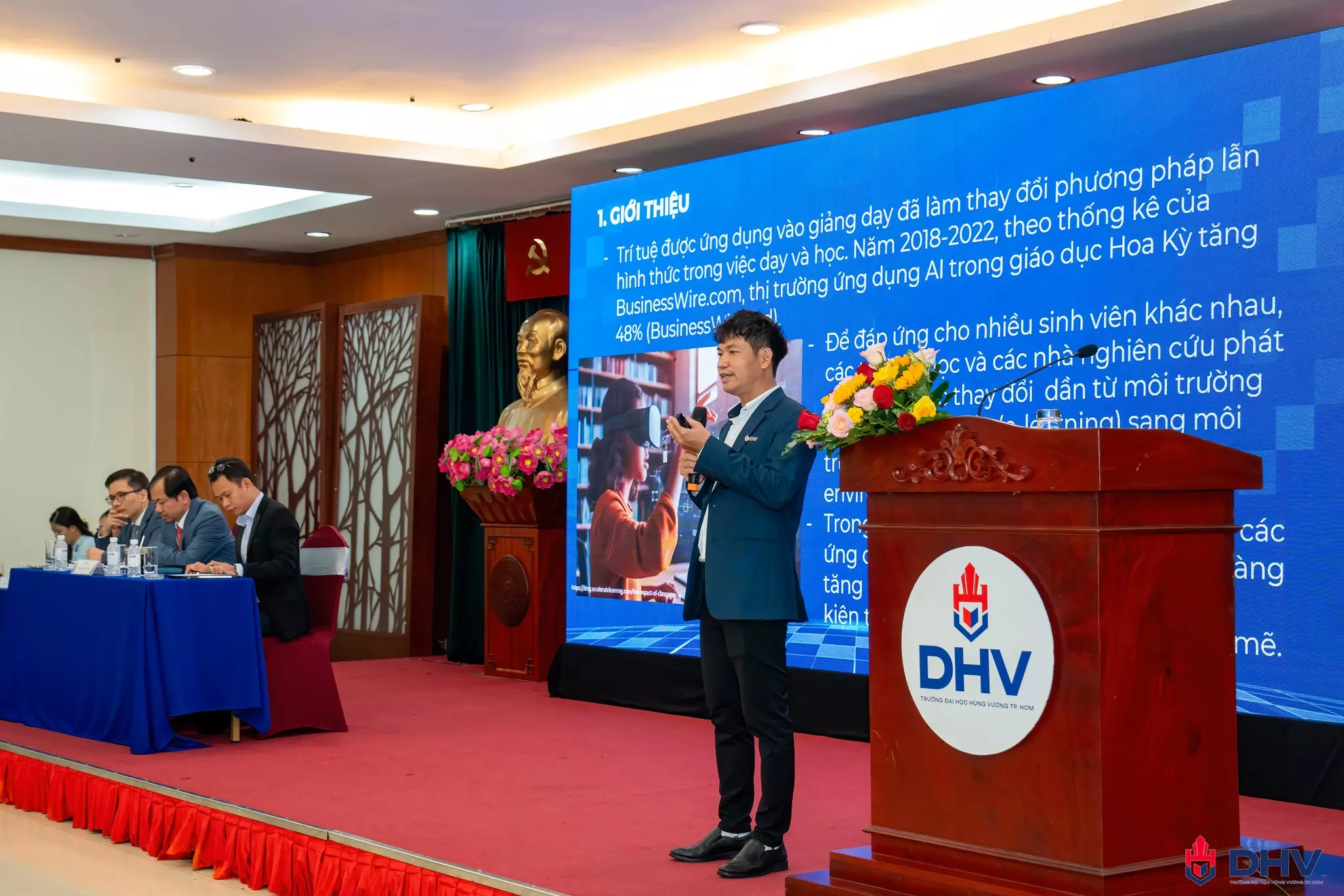 DHV - Trường Đại Học Hùng Vương TPHCM