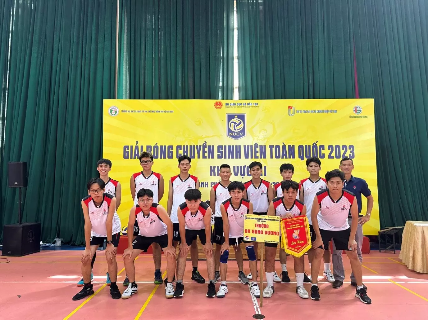 DHV - Trường Đại Học Hùng Vương TPHCM