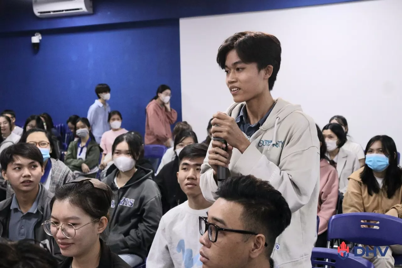 DHV - Trường Đại Học Hùng Vương TPHCM