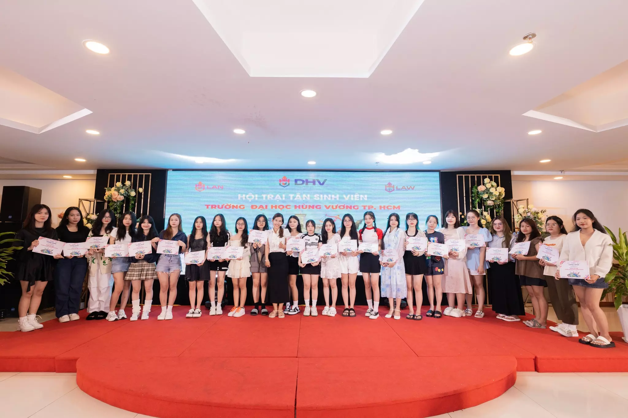 DHV - Trường Đại Học Hùng Vương TPHCM