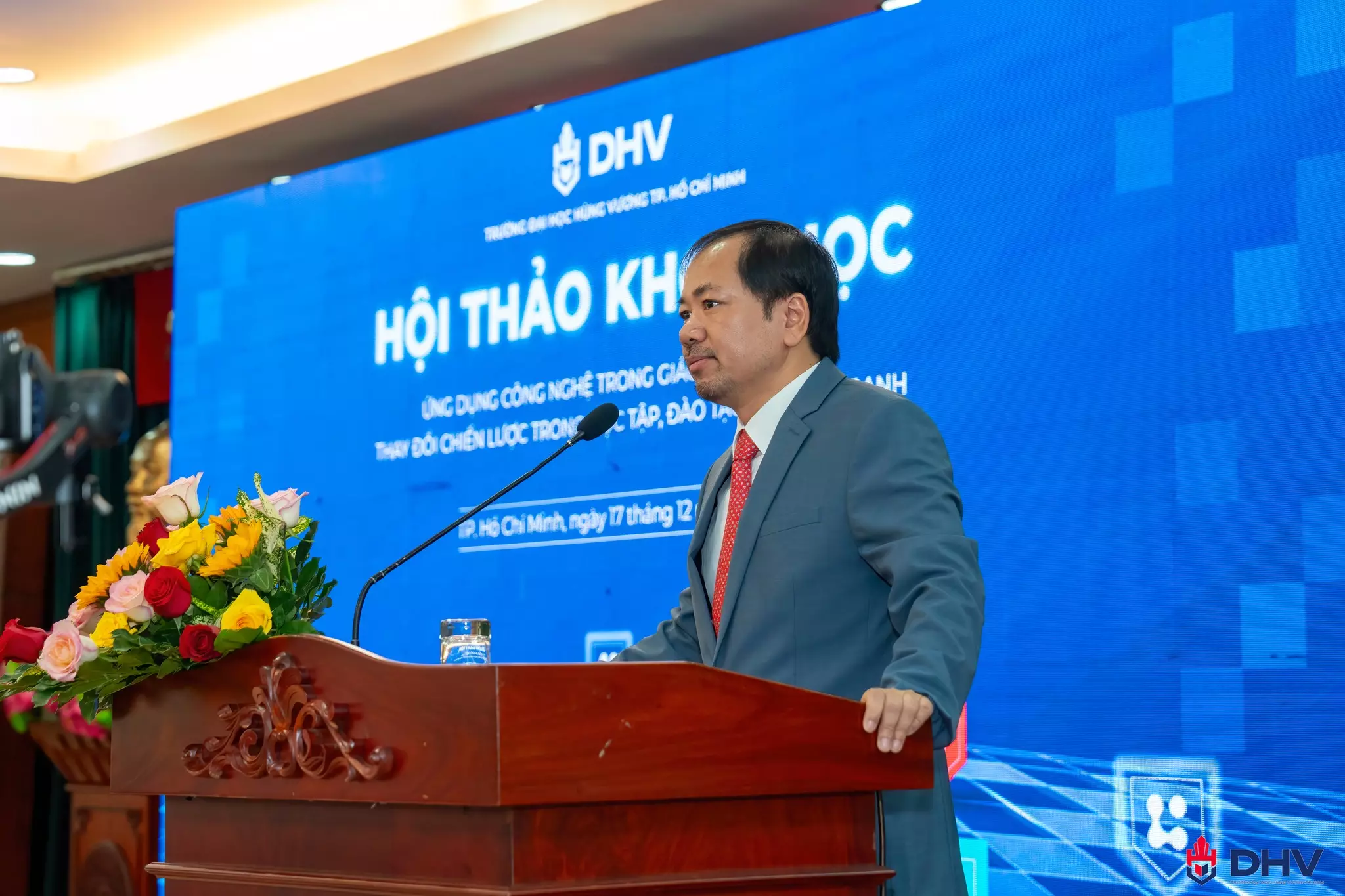 DHV - Trường Đại Học Hùng Vương TPHCM