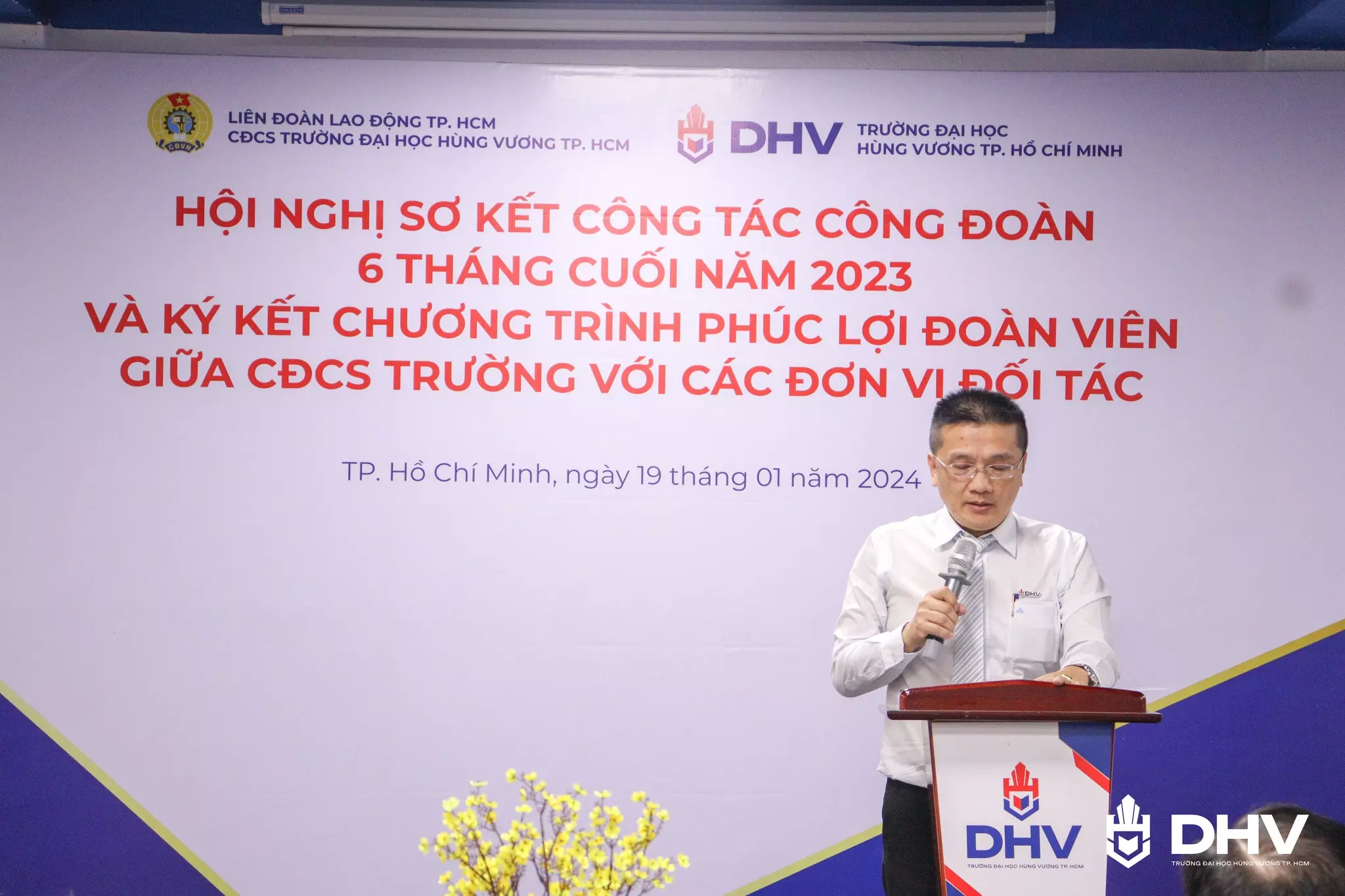 DHV - Trường Đại Học Hùng Vương TPHCM