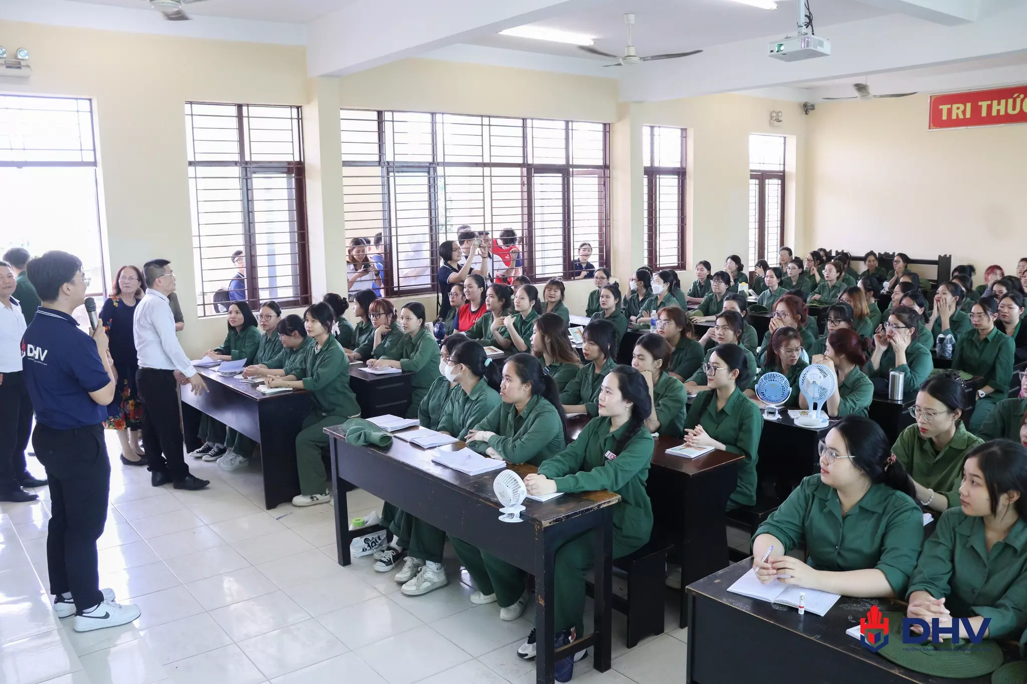 DHV - Trường Đại Học Hùng Vương TPHCM