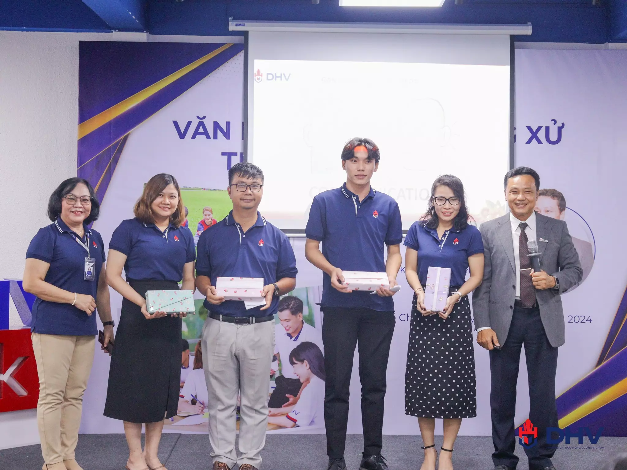 DHV - Trường Đại Học Hùng Vương TPHCM