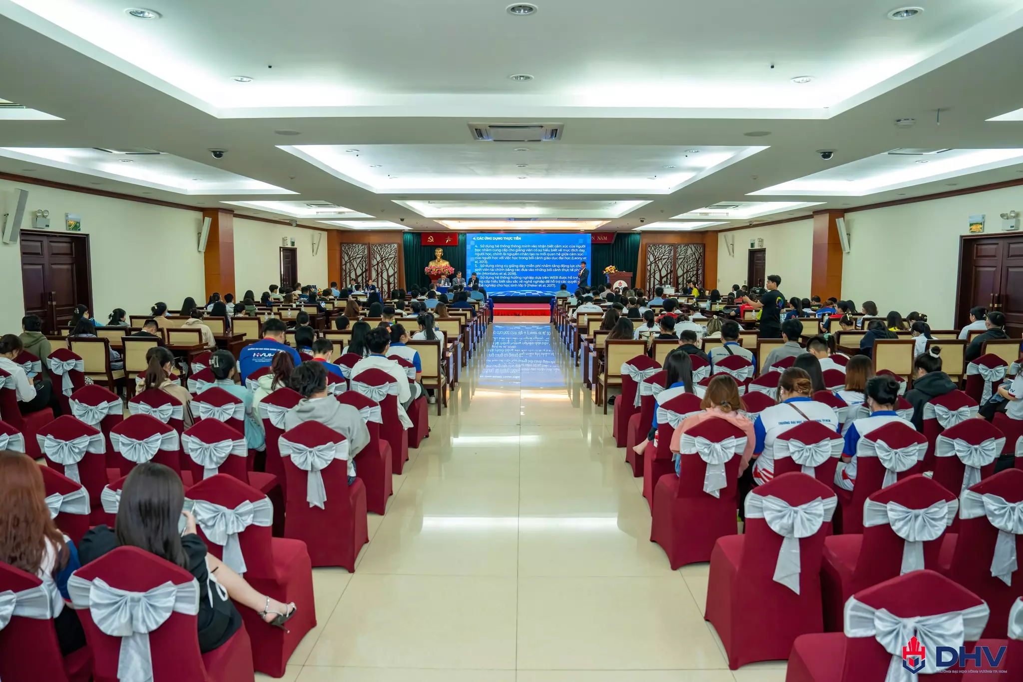 DHV - Trường Đại Học Hùng Vương TPHCM