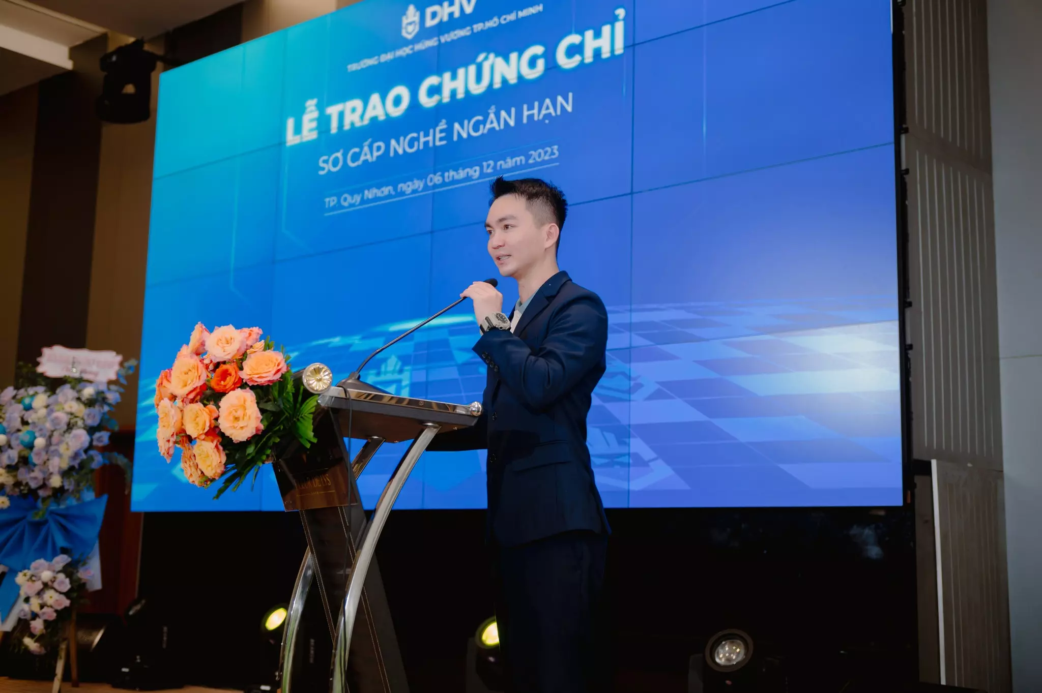 DHV - Trường Đại Học Hùng Vương TPHCM