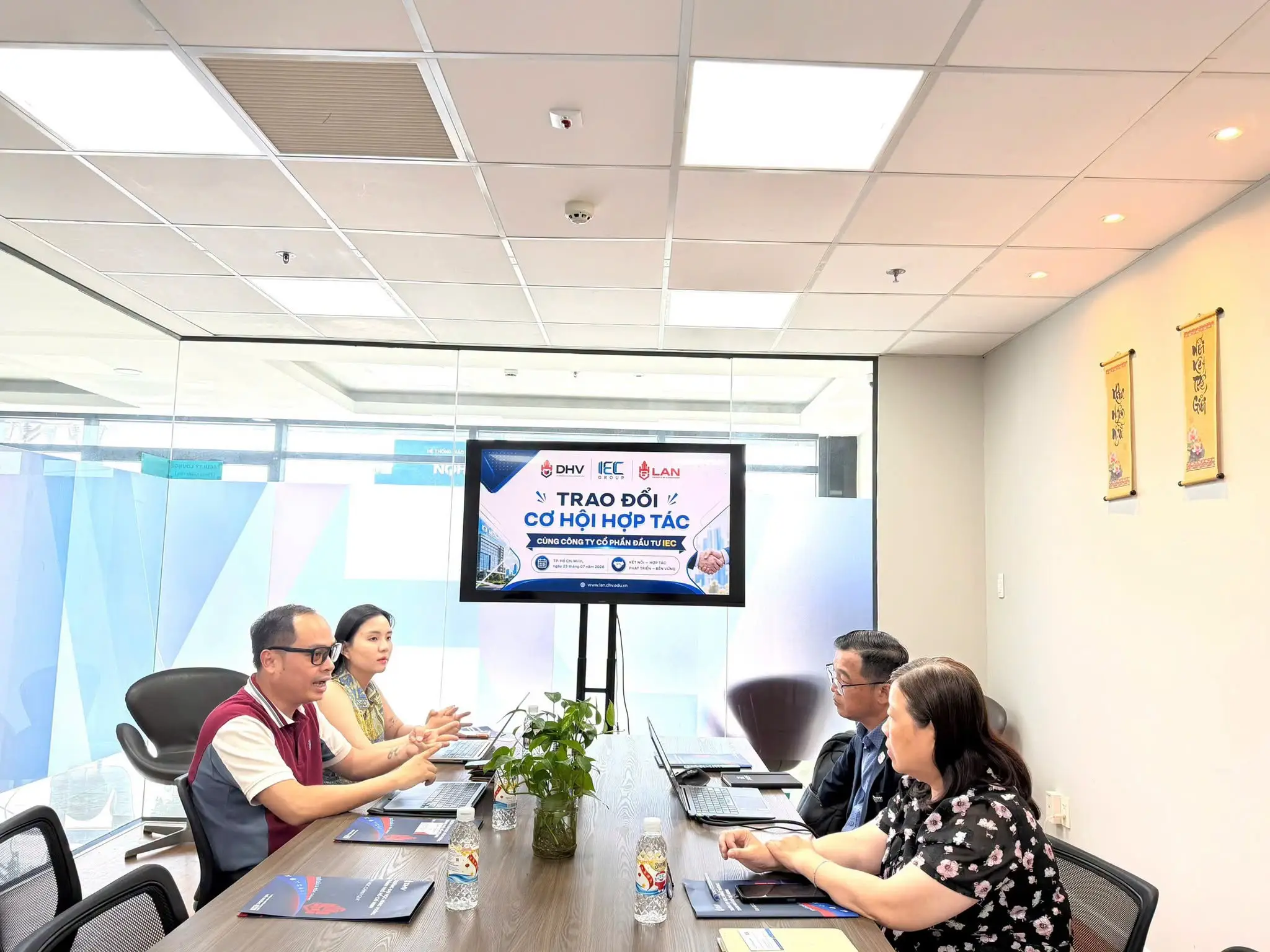 DHV - Trường Đại Học Hùng Vương TPHCM