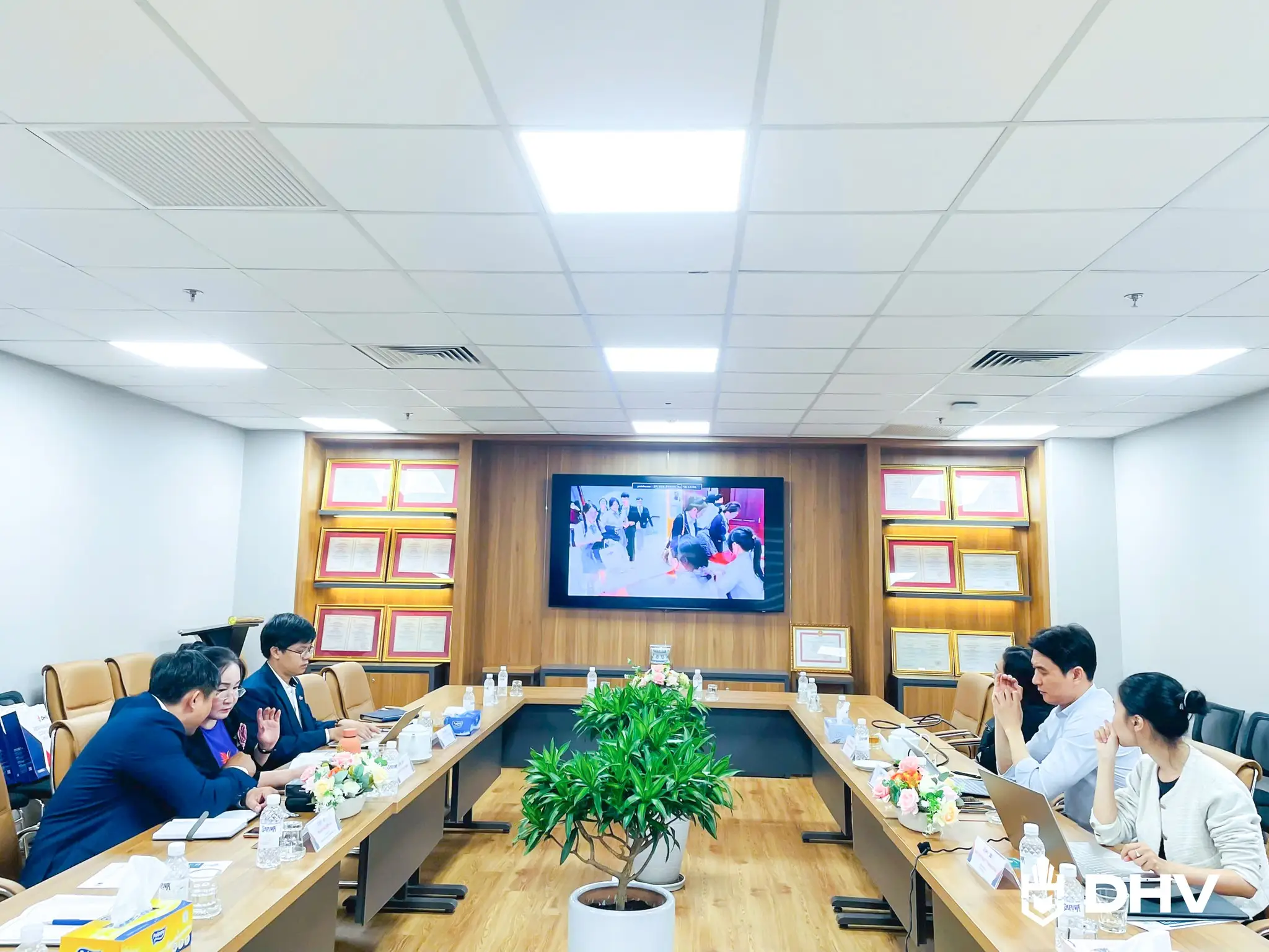 DHV - Trường Đại Học Hùng Vương TPHCM