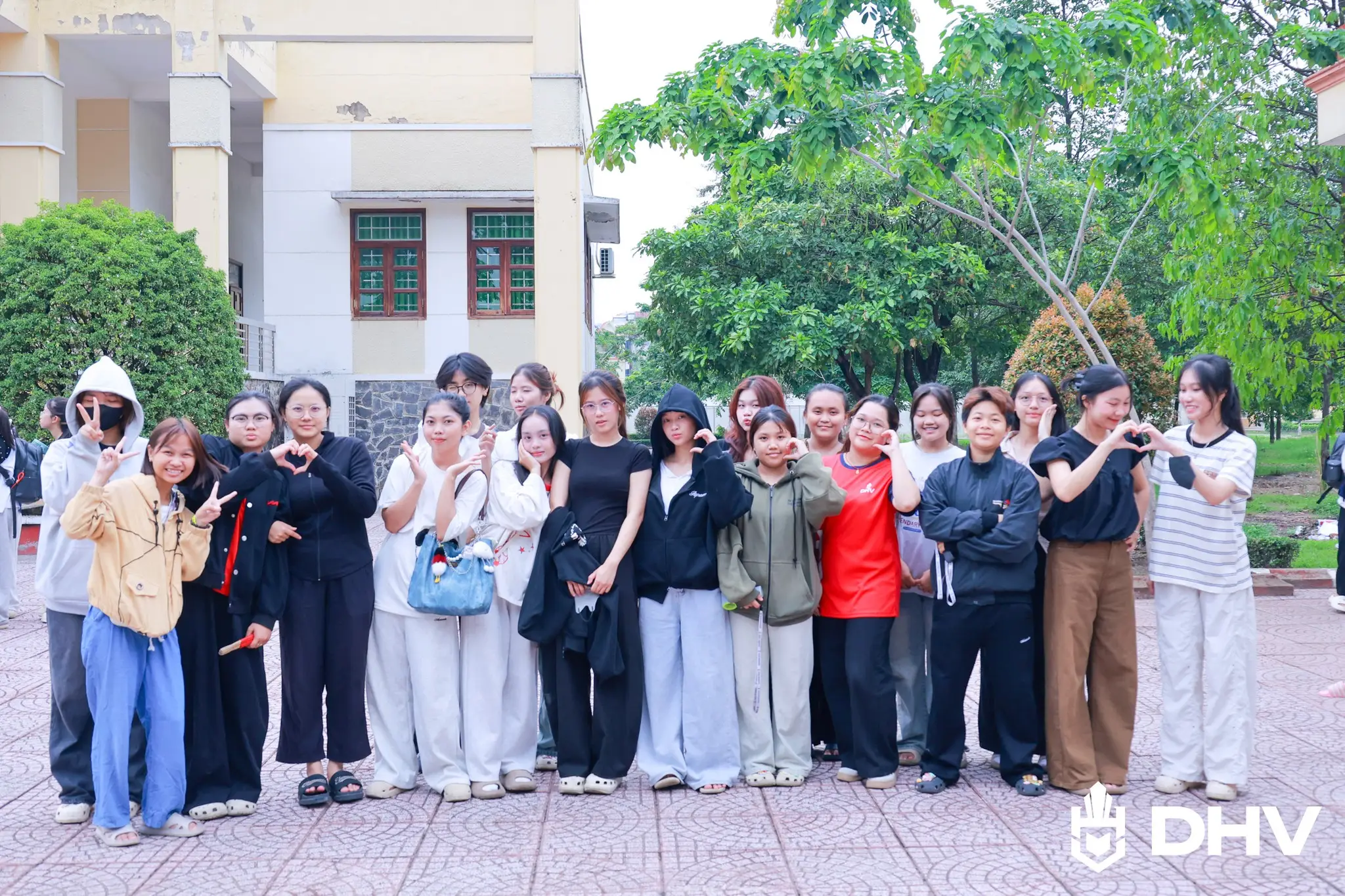 DHV - Trường Đại Học Hùng Vương TPHCM