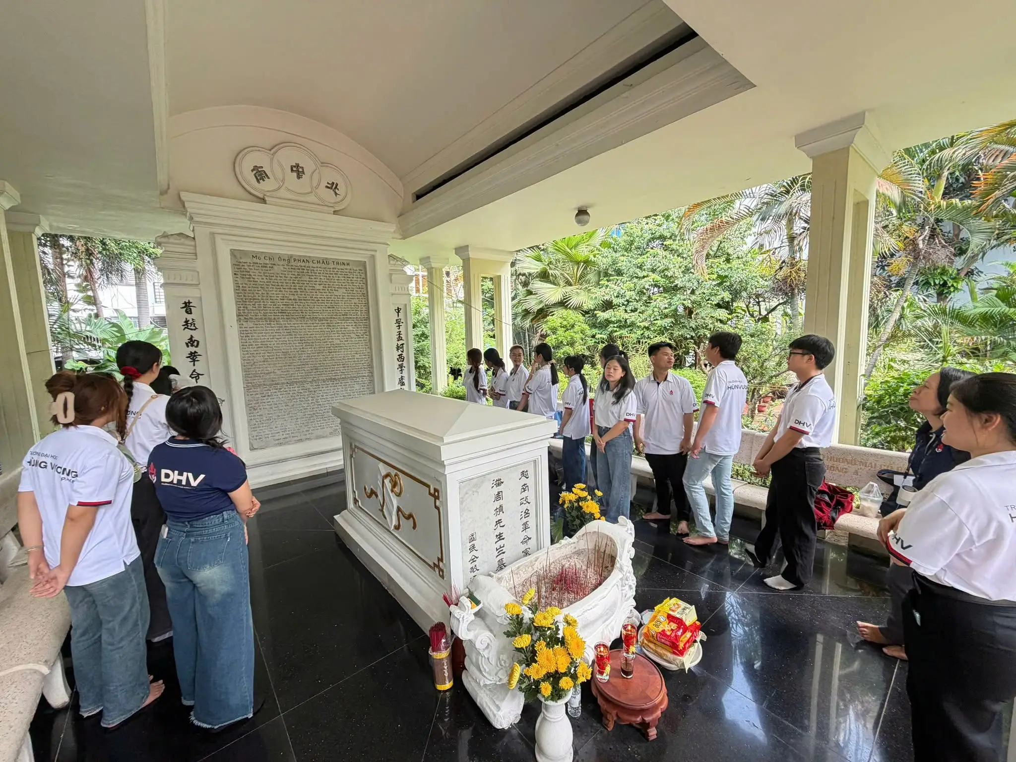 DHV - Trường Đại Học Hùng Vương TPHCM