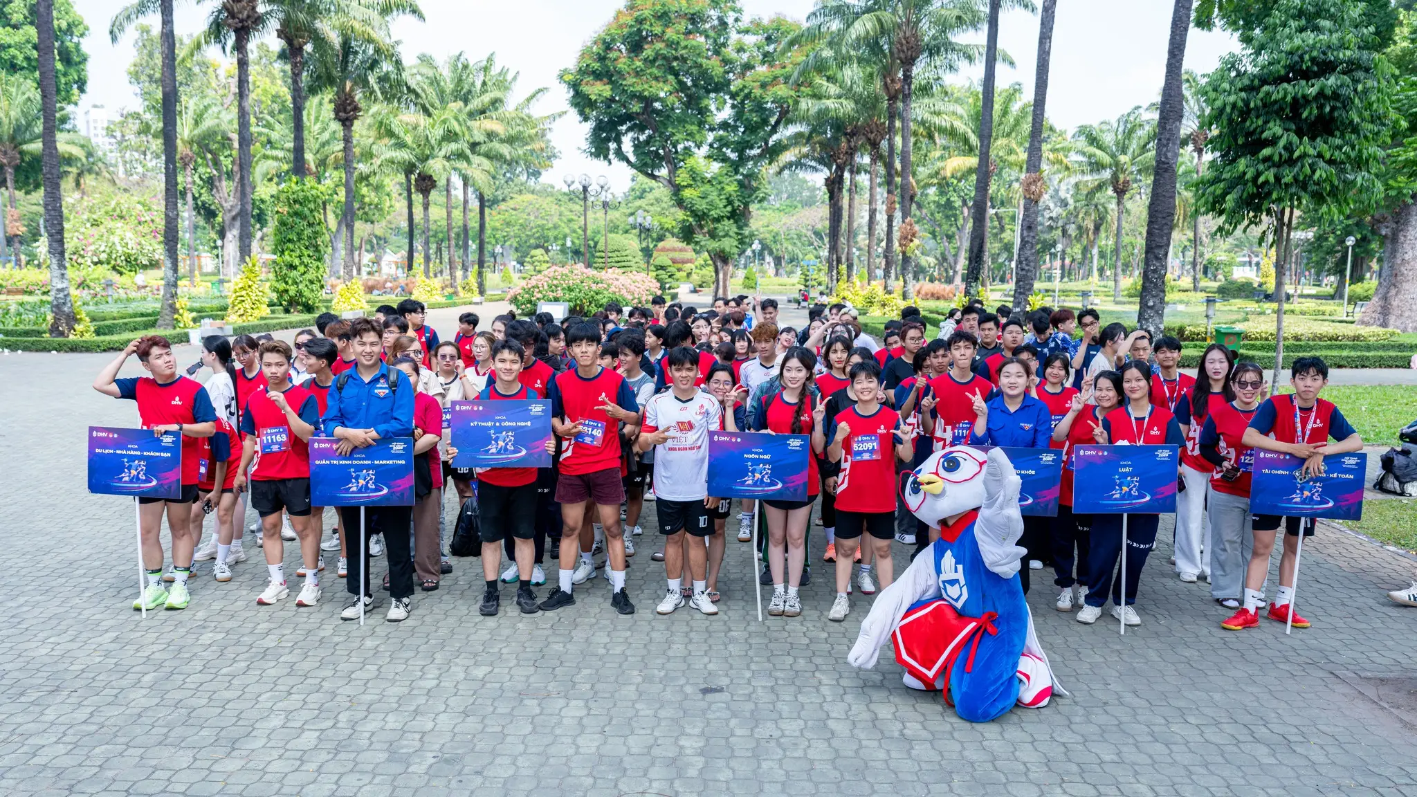 DHV - Trường Đại Học Hùng Vương TPHCM