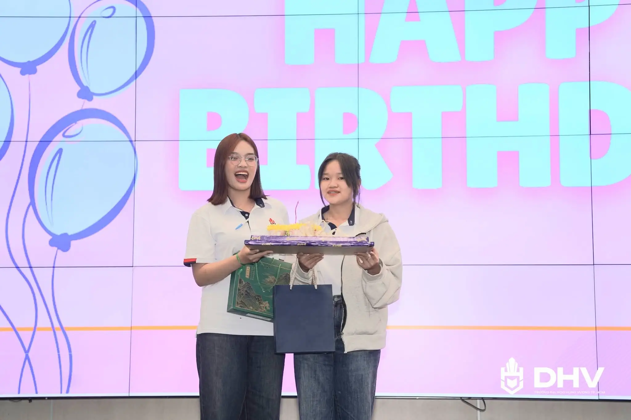 DHV - Trường Đại Học Hùng Vương TPHCM