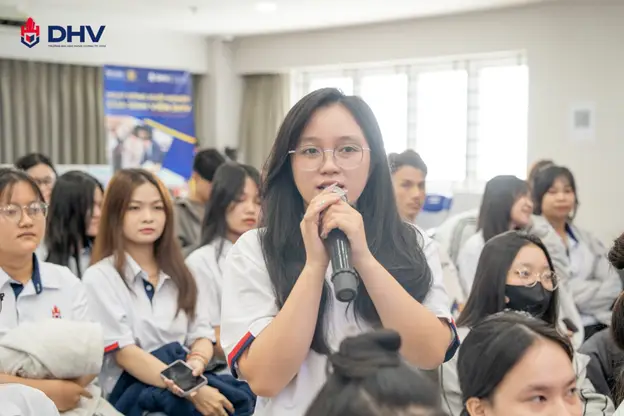 DHV - Trường Đại Học Hùng Vương TPHCM