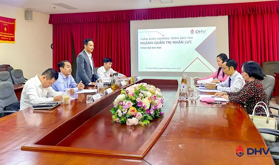 DHV - Trường Đại Học Hùng Vương TPHCM