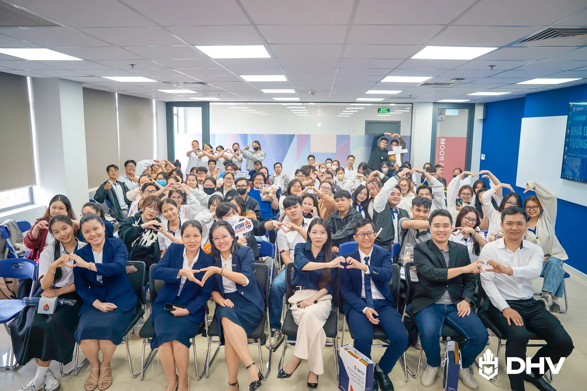 DHV - Trường Đại Học Hùng Vương TPHCM