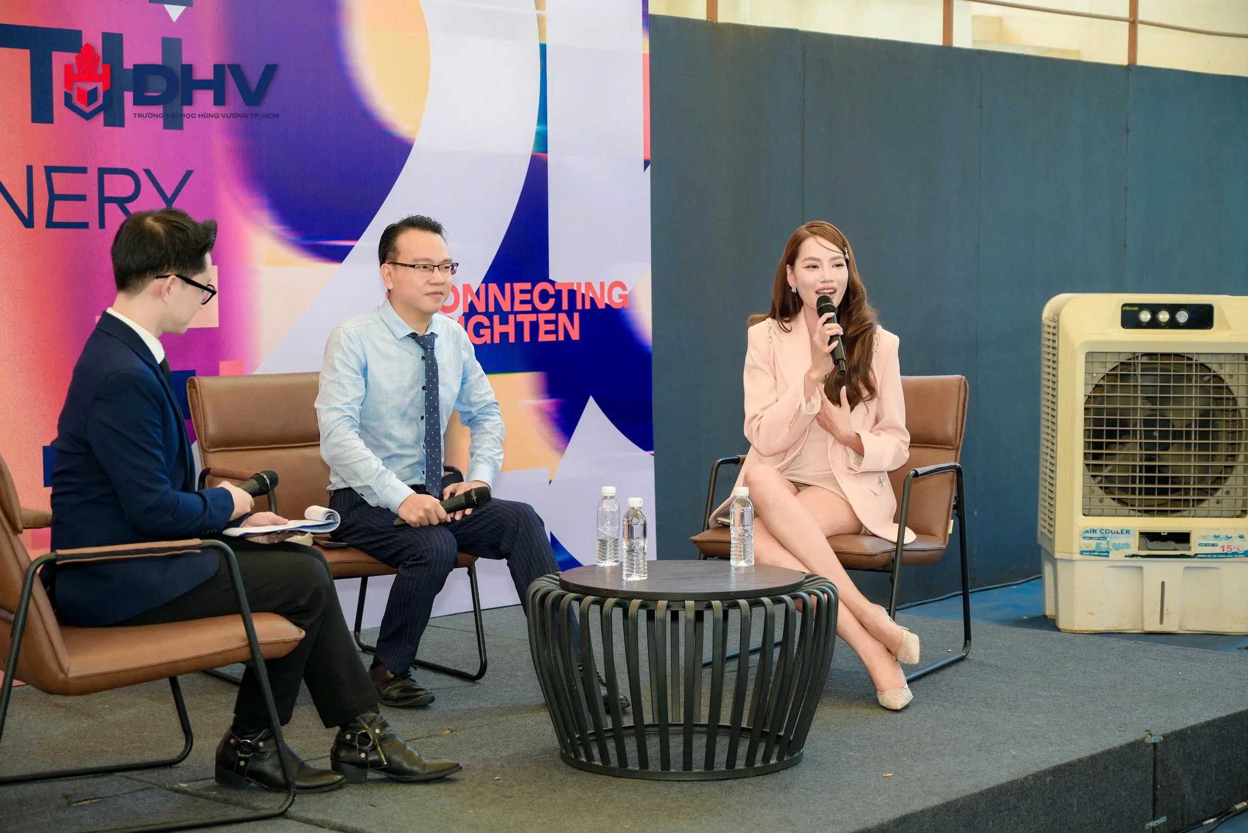 DHV - Trường Đại Học Hùng Vương TPHCM