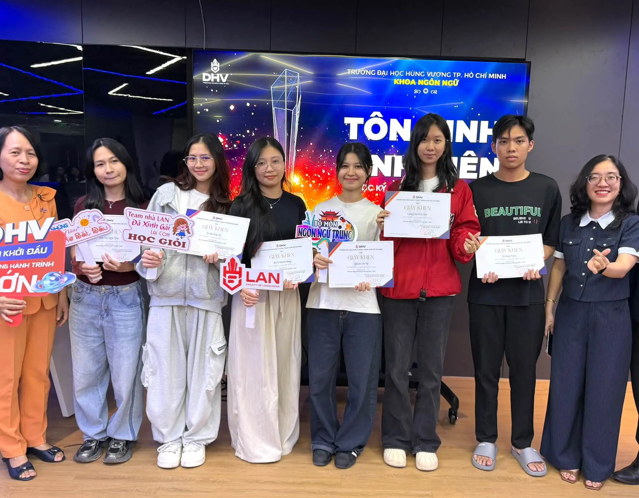 DHV - Trường Đại Học Hùng Vương TPHCM