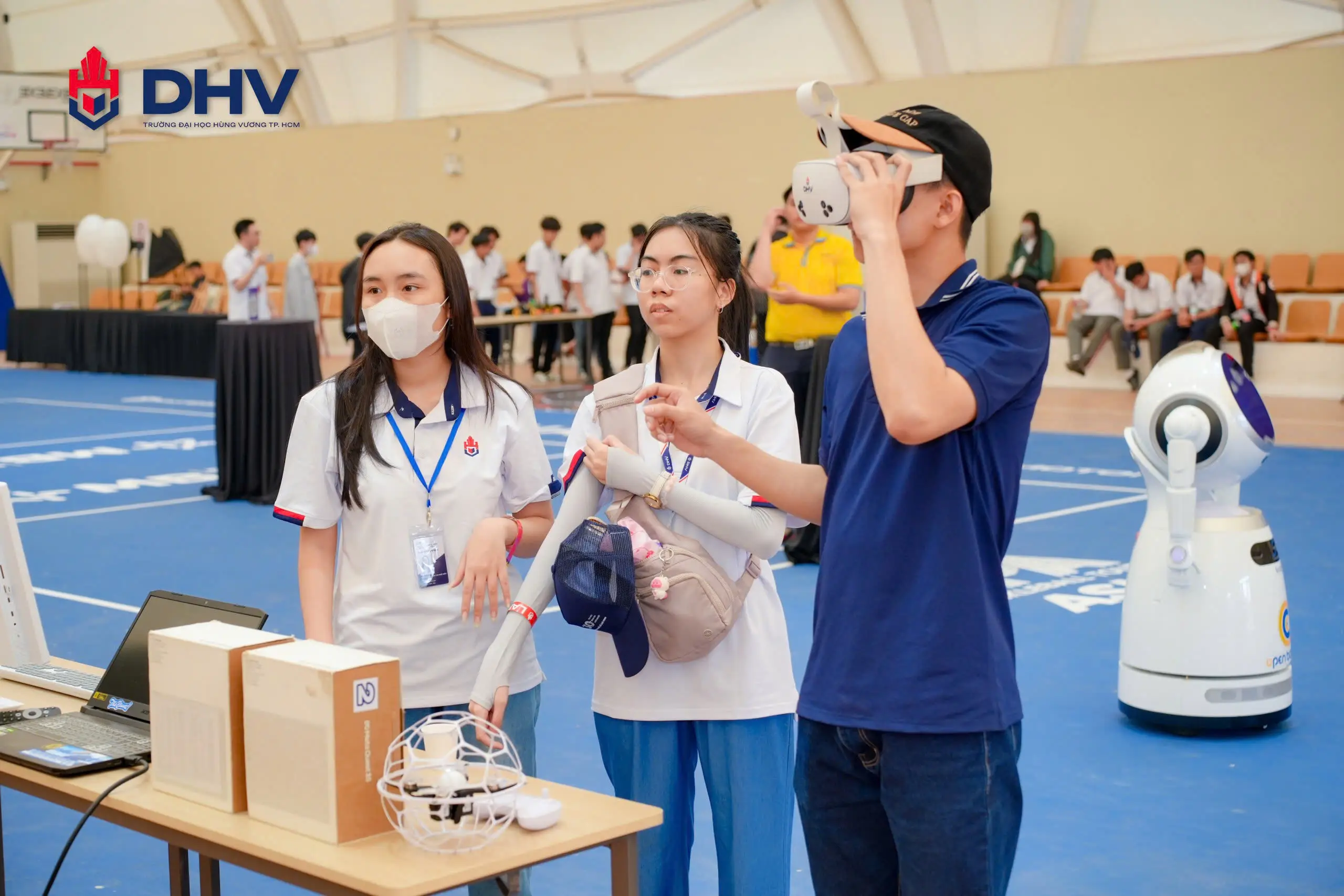 DHV - Trường Đại Học Hùng Vương TPHCM