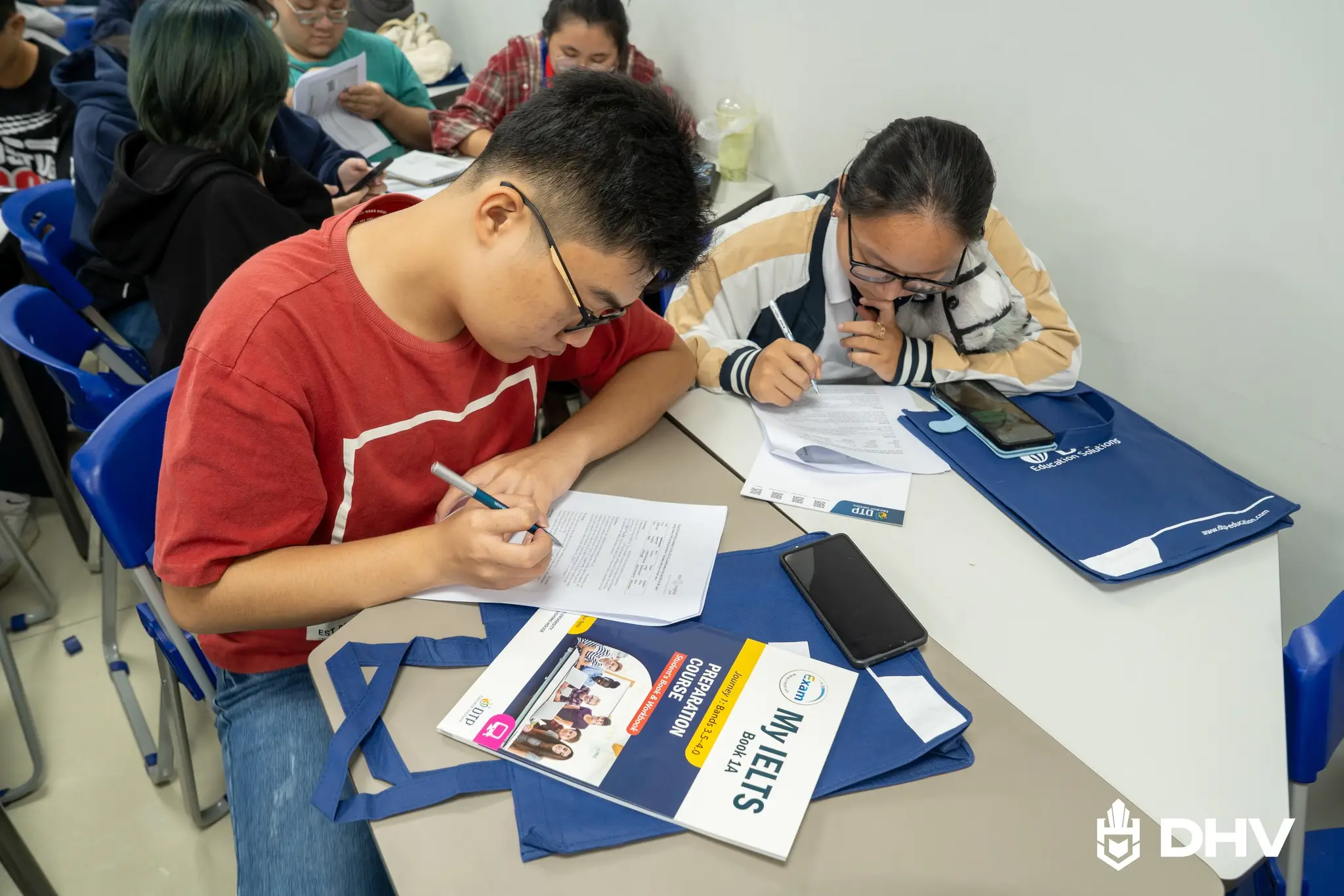 DHV - Trường Đại Học Hùng Vương TPHCM