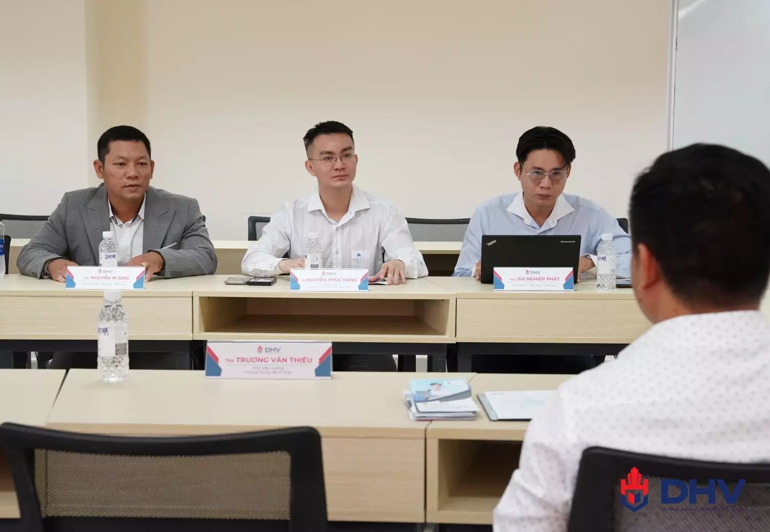 DHV - Trường Đại Học Hùng Vương TPHCM