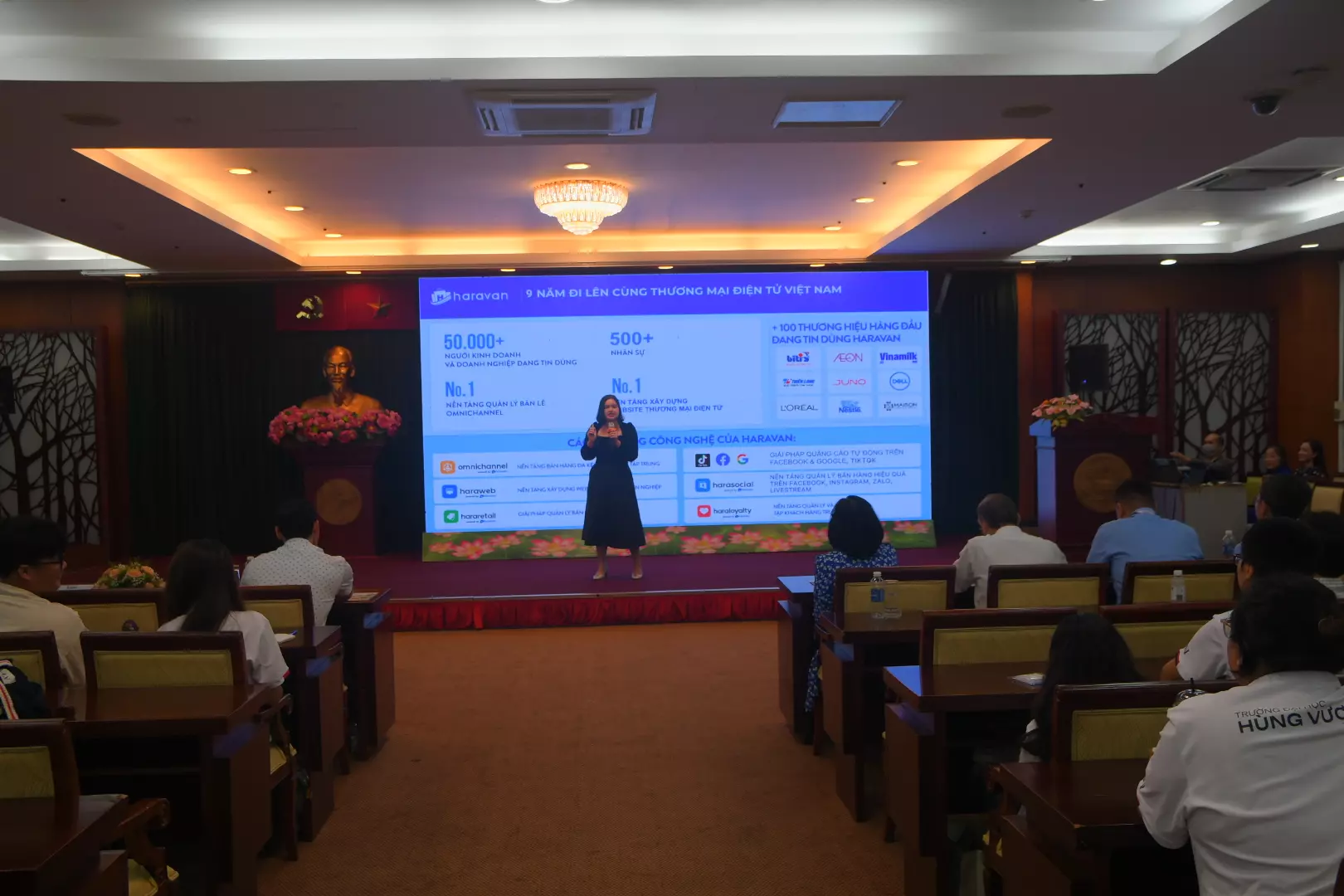 DHV - Trường Đại Học Hùng Vương TPHCM