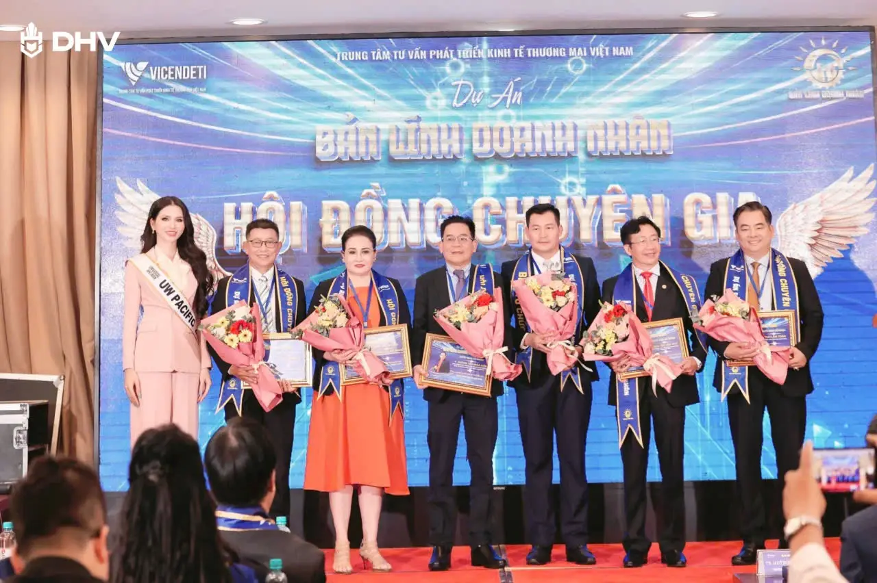DHV - Trường Đại Học Hùng Vương TPHCM