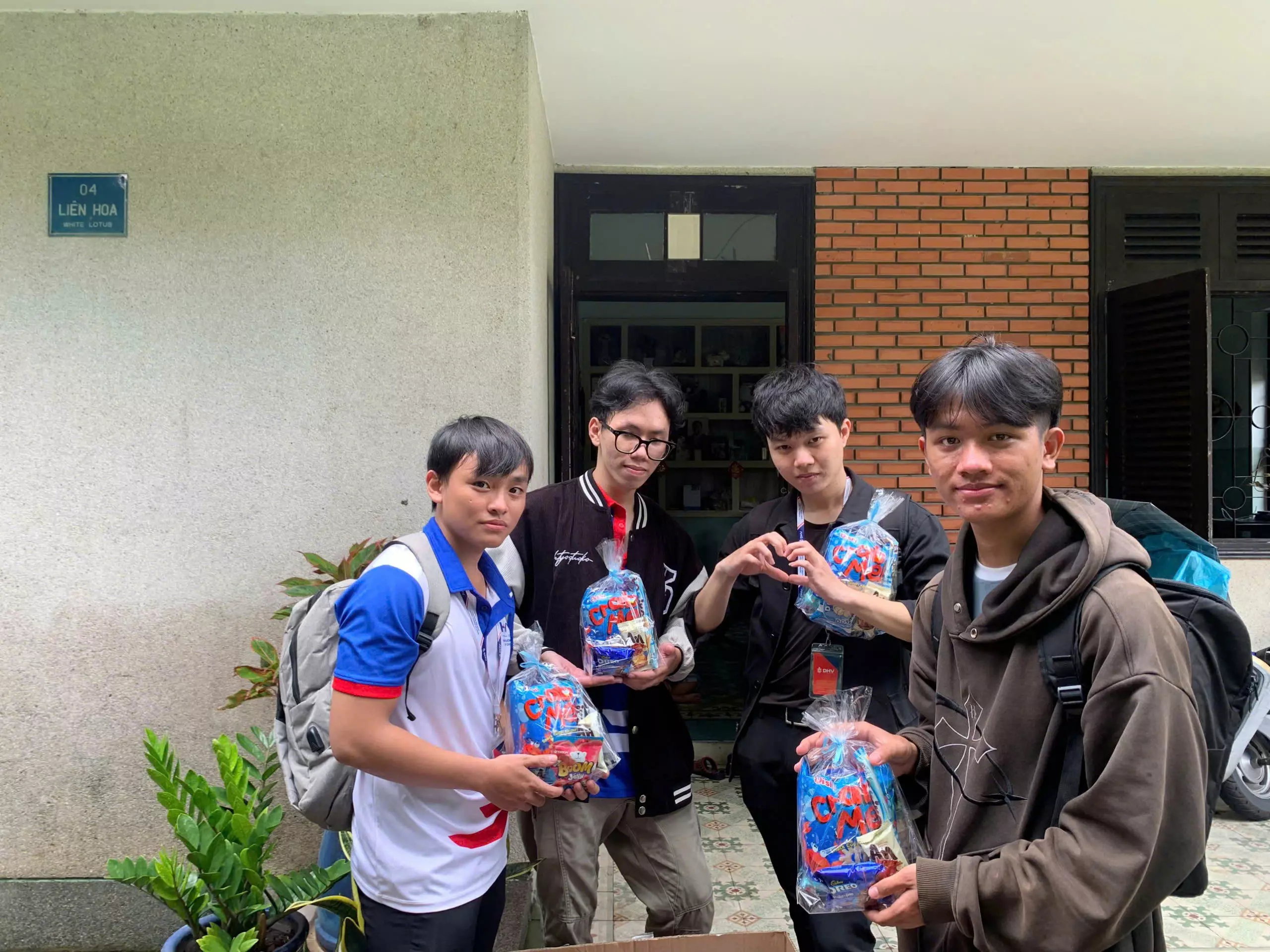 DHV - Trường Đại Học Hùng Vương TPHCM