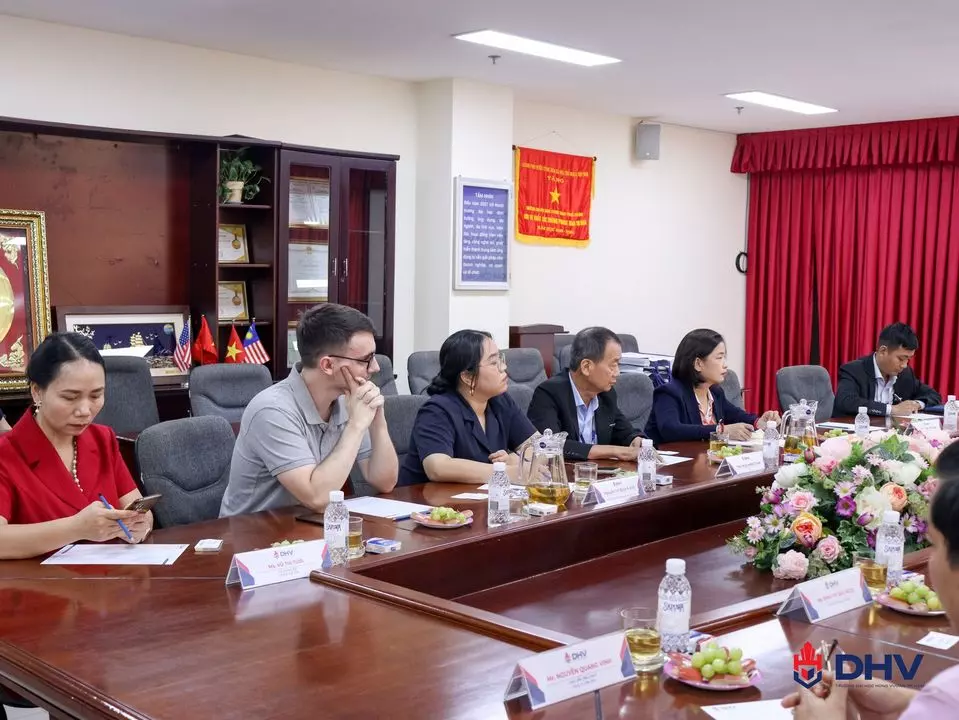 DHV - Trường Đại Học Hùng Vương TPHCM