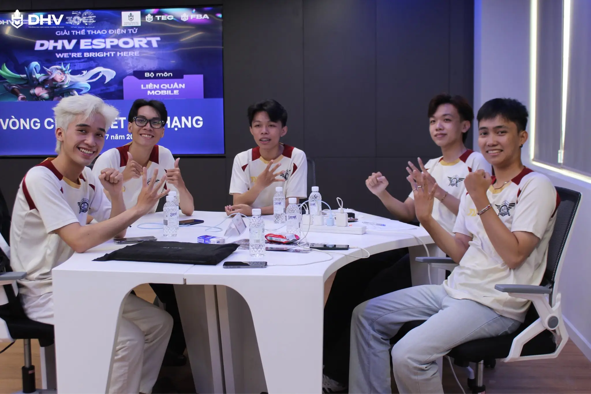 DHV - Trường Đại Học Hùng Vương TPHCM