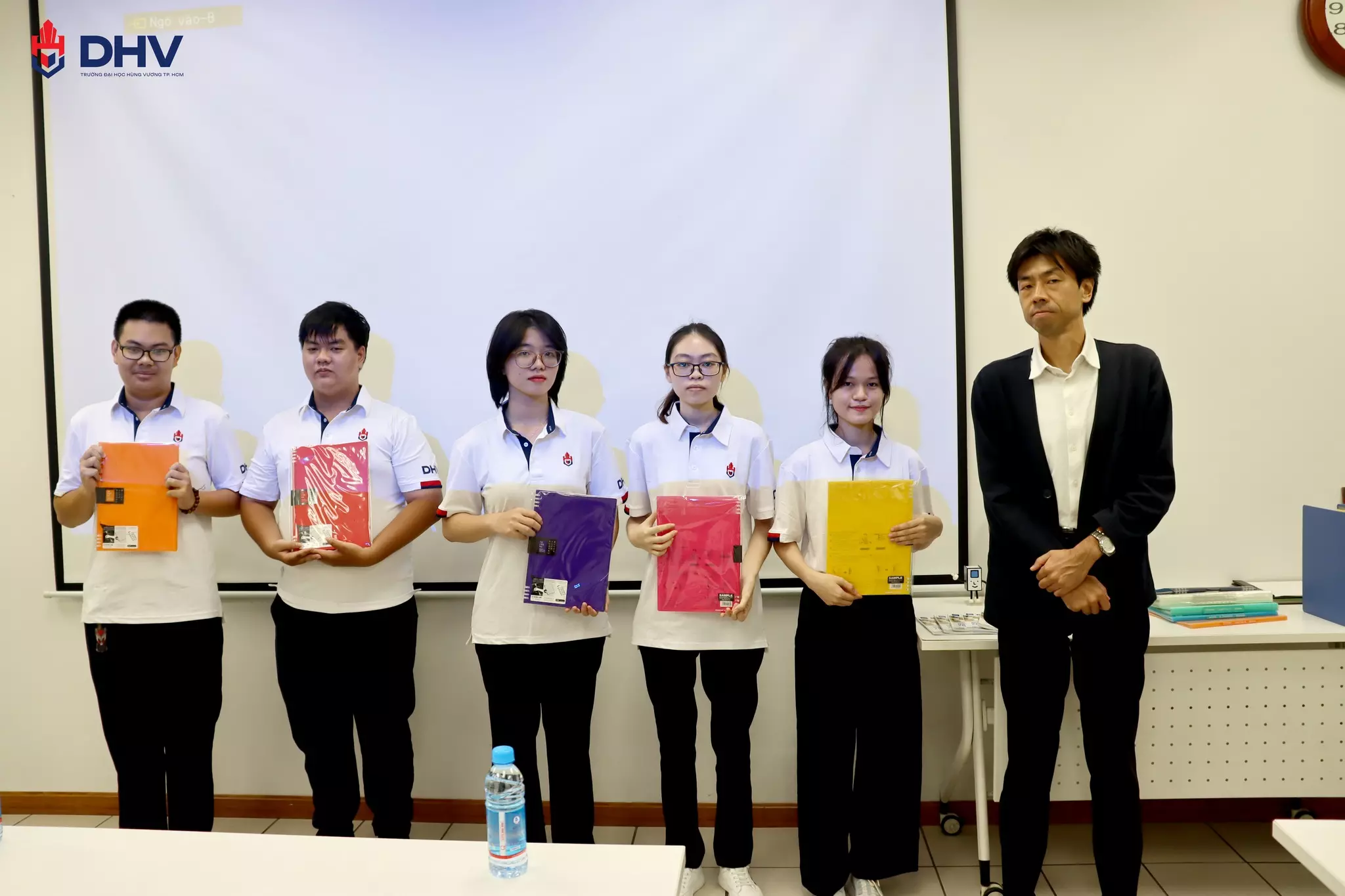 DHV - Trường Đại Học Hùng Vương TPHCM