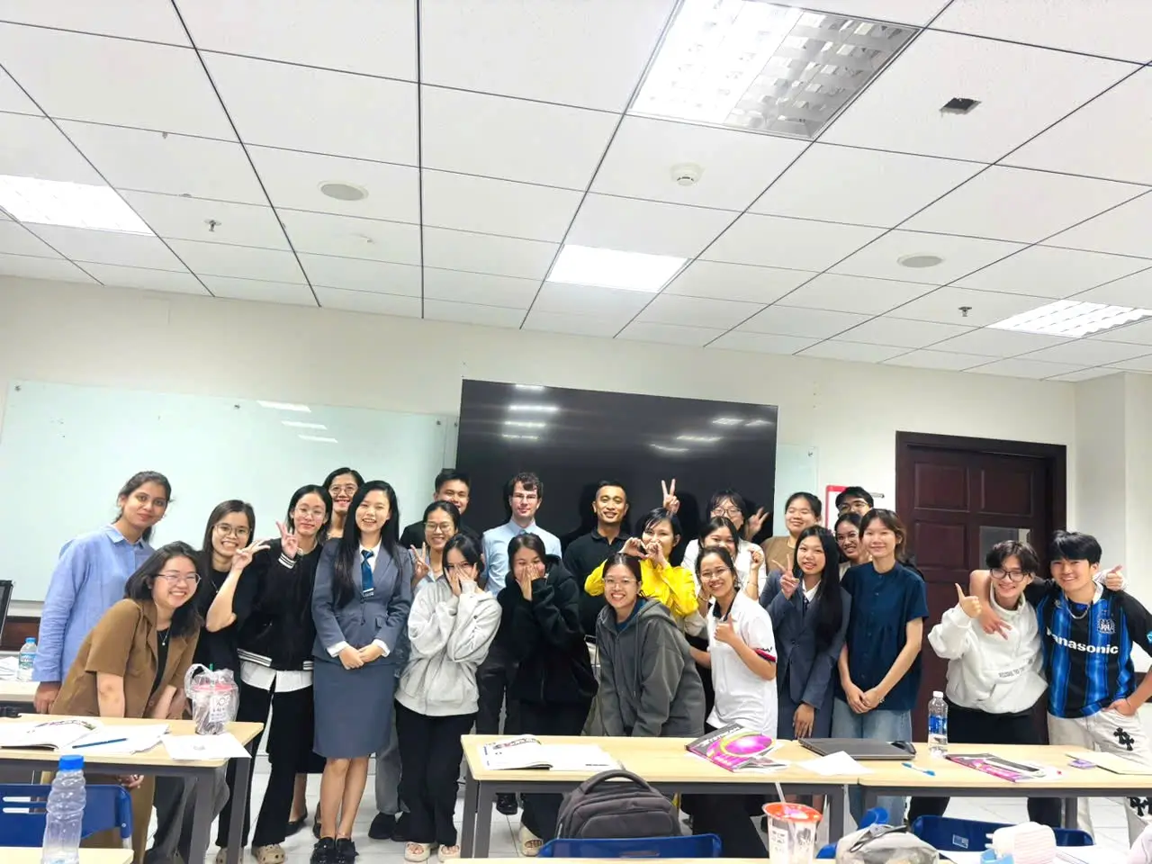DHV - Trường Đại Học Hùng Vương TPHCM