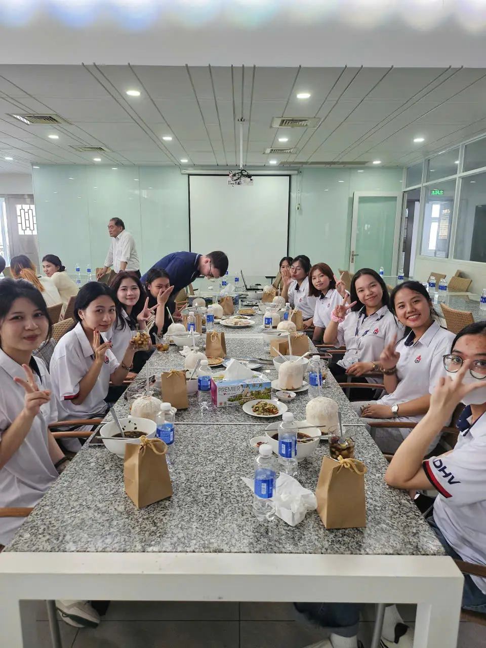 DHV - Trường Đại Học Hùng Vương TPHCM