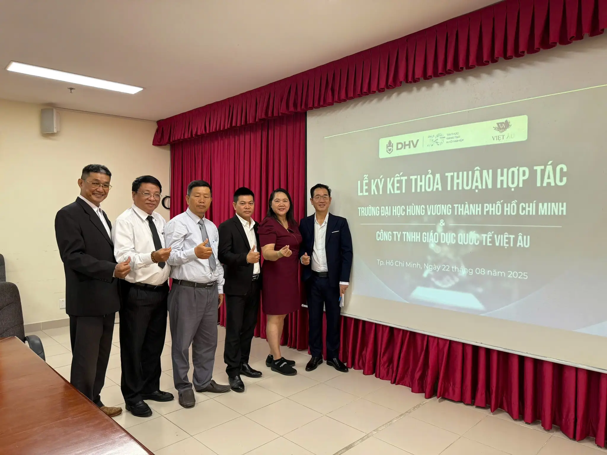 DHV - Trường Đại Học Hùng Vương TPHCM