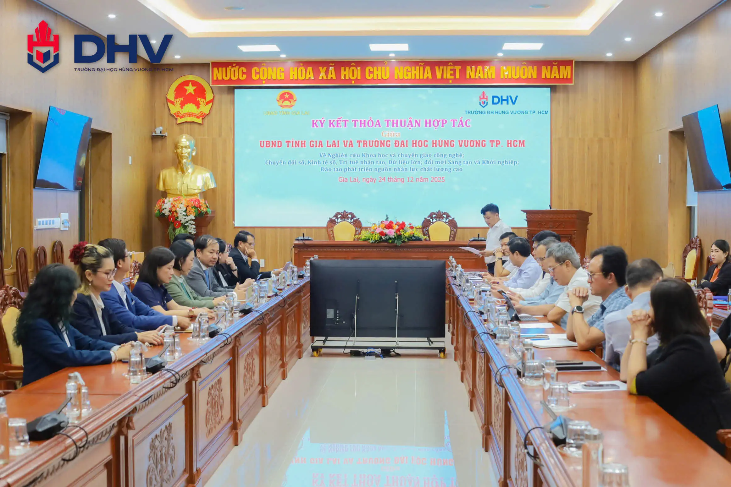 DHV - Trường Đại Học Hùng Vương TPHCM