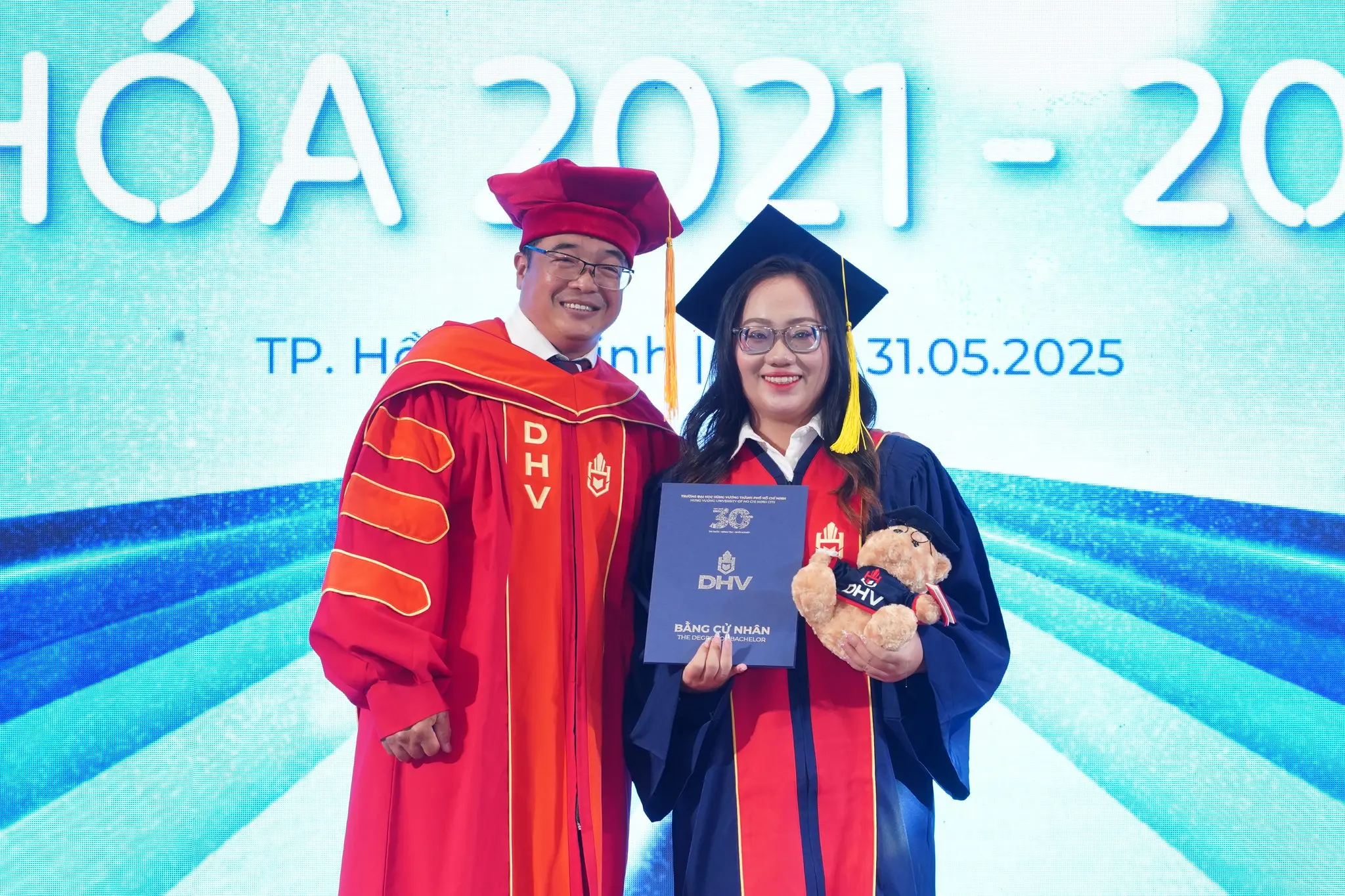 DHV - Trường Đại Học Hùng Vương TPHCM