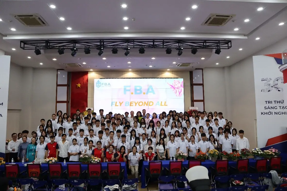 DHV - Trường Đại Học Hùng Vương TPHCM