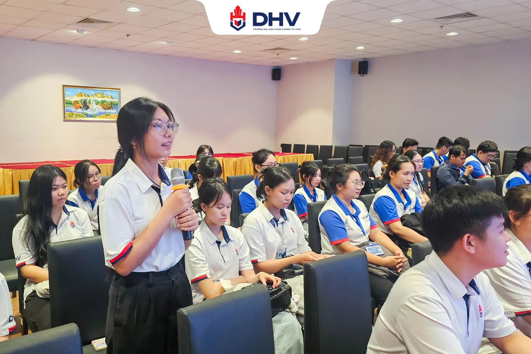 DHV - Trường Đại Học Hùng Vương TPHCM