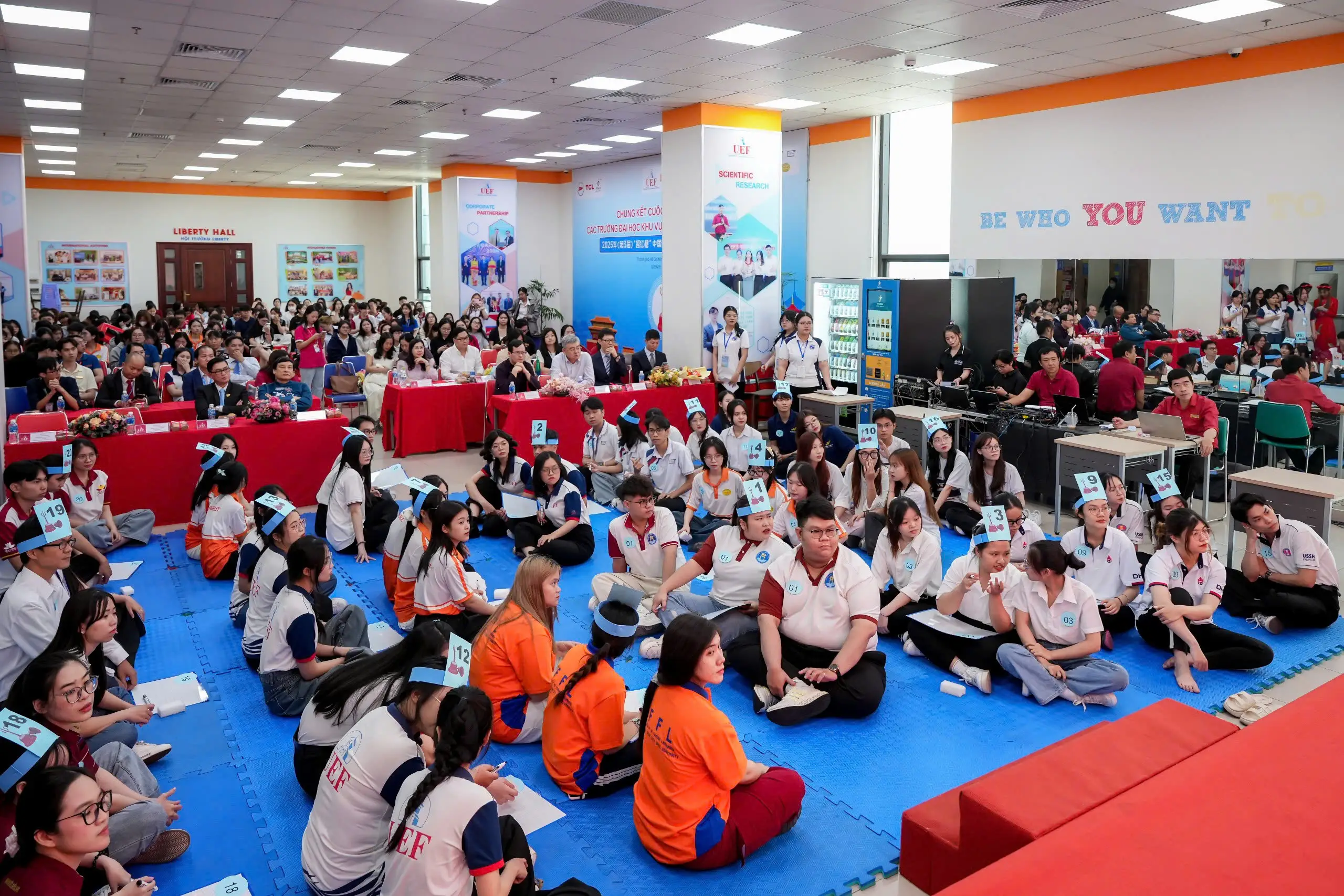 DHV - Trường Đại Học Hùng Vương TPHCM