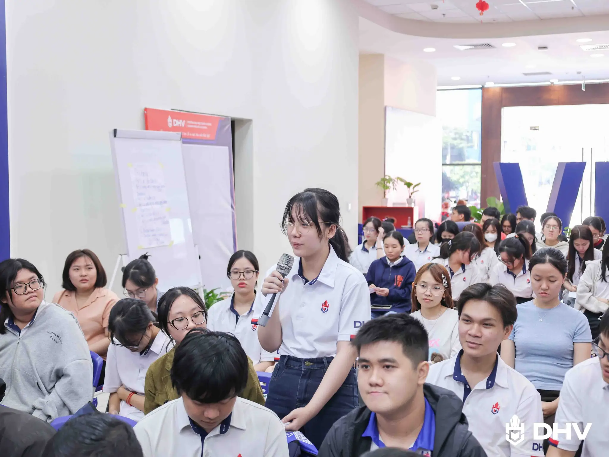 DHV - Trường Đại Học Hùng Vương TPHCM