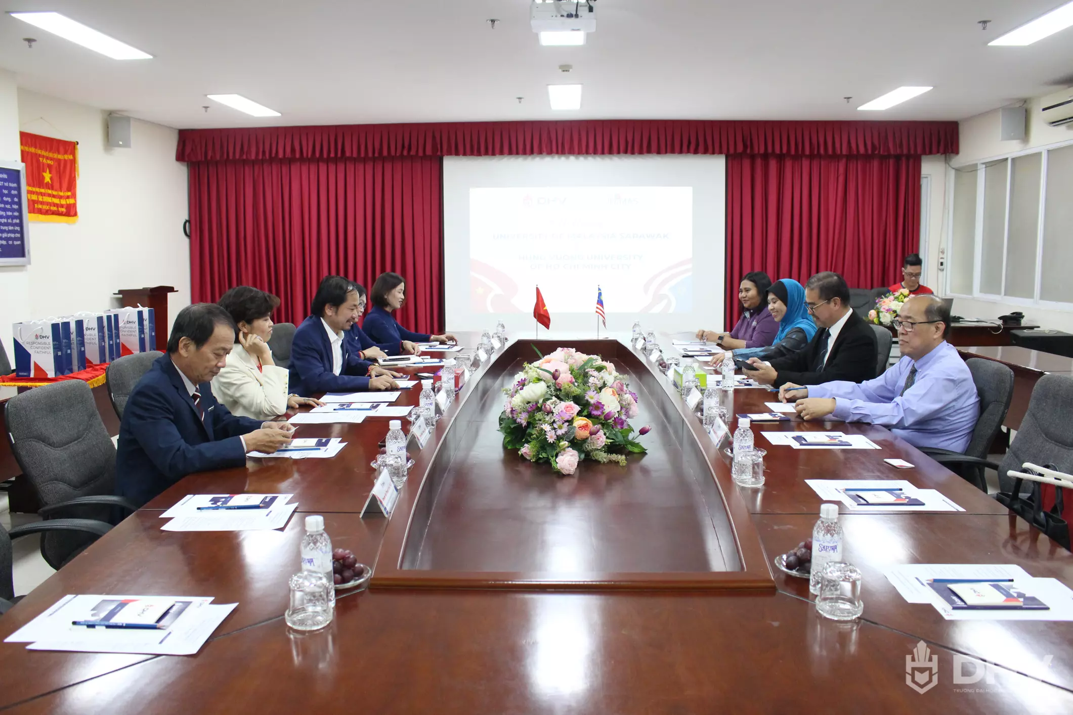 DHV - Trường Đại Học Hùng Vương TPHCM