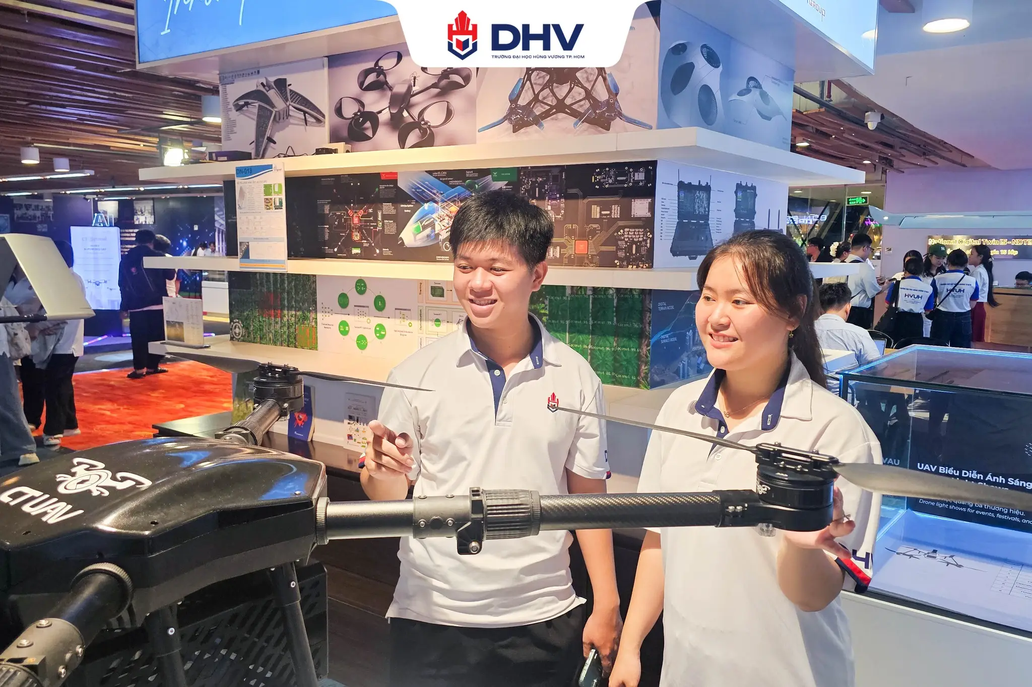 DHV - Trường Đại Học Hùng Vương TPHCM