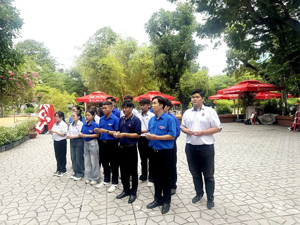 DHV - Trường Đại Học Hùng Vương TPHCM